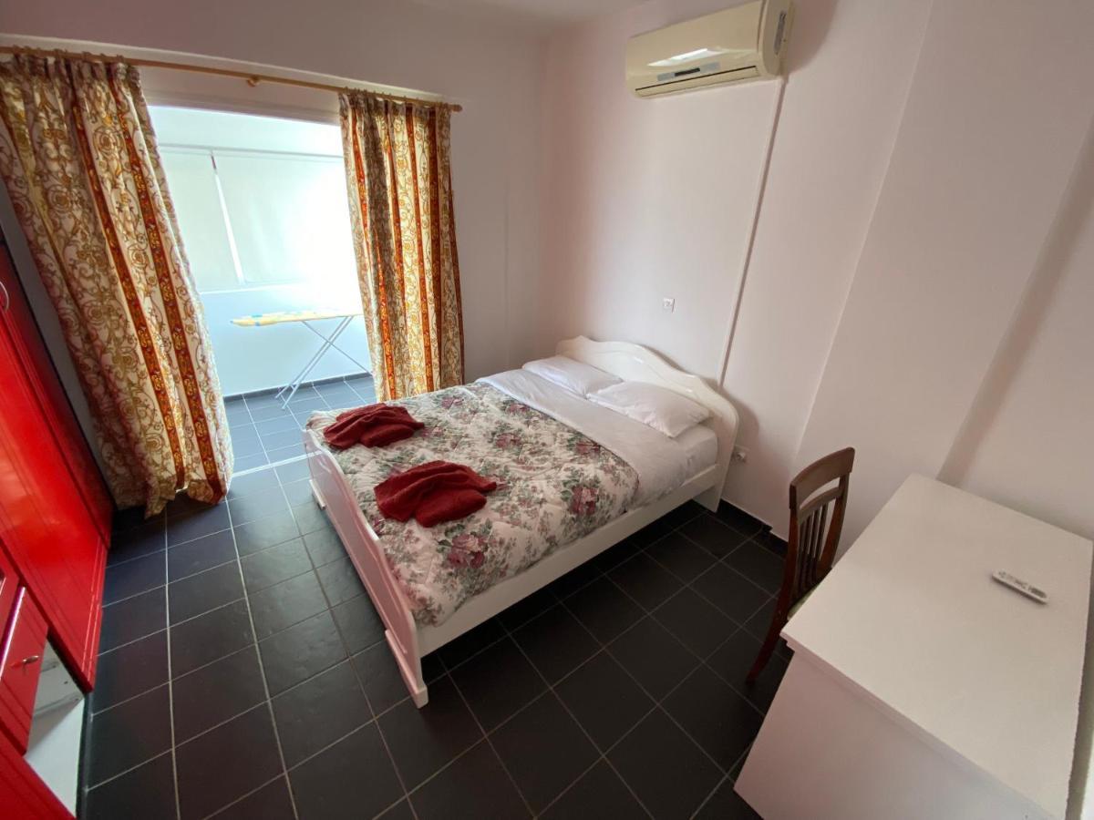 Moutallos Rooms Inn Homes Paphos Esterno foto